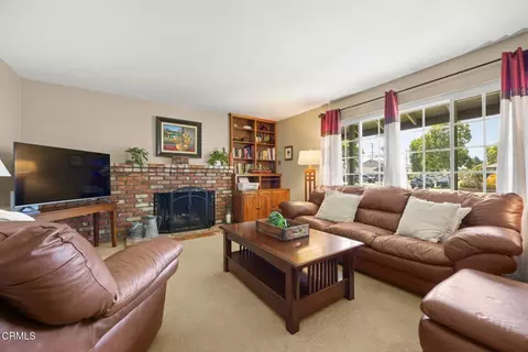 Living - 1920 Pamela St, Oxnard, CA 93036 photo 1 of 5