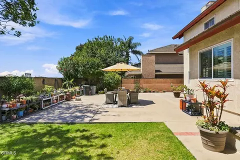 Exterior - 1910 Ivanhoe Ave, Oxnard, CA 93030 photo 3 of 9