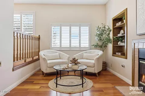 Living - 1910 Ivanhoe Ave, Oxnard, CA 93030 photo 7 of 8
