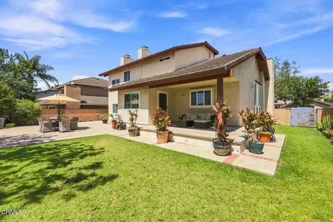 Exterior - 1910 Ivanhoe Ave, Oxnard, CA 93030 photo 4 of 9