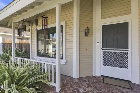 Exterior - 978 Jasper Ave, Ventura, CA 93004 photo 6 of 13