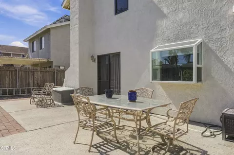 Exterior - 978 Jasper Ave, Ventura, CA 93004 photo 8 of 13