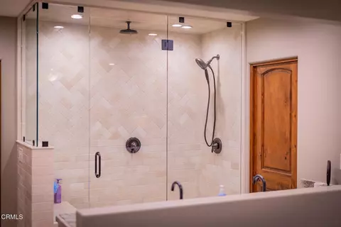 Bath - 5106 Seabreeze Way, Oxnard, CA 93035 photo 1 of 2