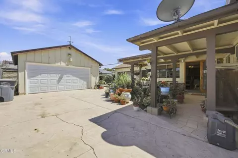 Exterior - 2044 Patricia St, Oxnard, CA 93036 photo 6 of 14