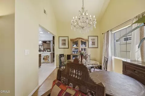 Dining - 2044 Patricia St, Oxnard, CA 93036 photo 1 of 4