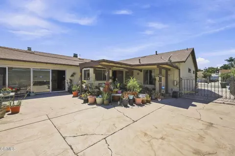 Exterior - 2044 Patricia St, Oxnard, CA 93036 photo 7 of 14