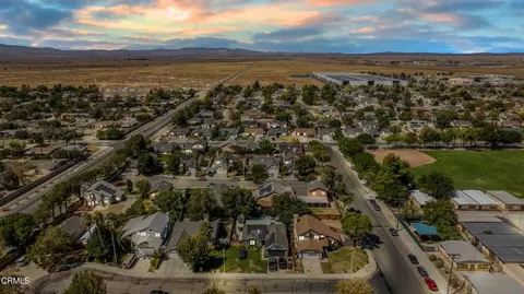 View/Area - 812 W Ave H-5, Lancaster, CA 93534 photo 5 of 5