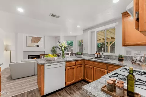 Kitchen - 812 W Ave H-5, Lancaster, CA 93534 photo 4 of 6