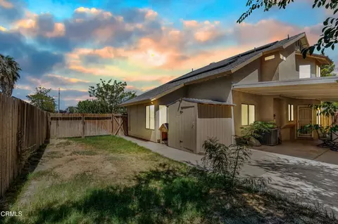 Exterior - 812 W Ave H-5, Lancaster, CA 93534 photo 3 of 8