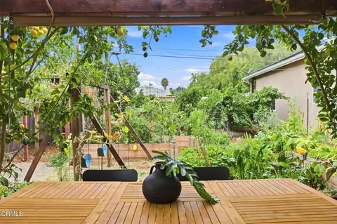 Exterior - 211 Shady Ln, Ojai, CA 93023 photo 6 of 9