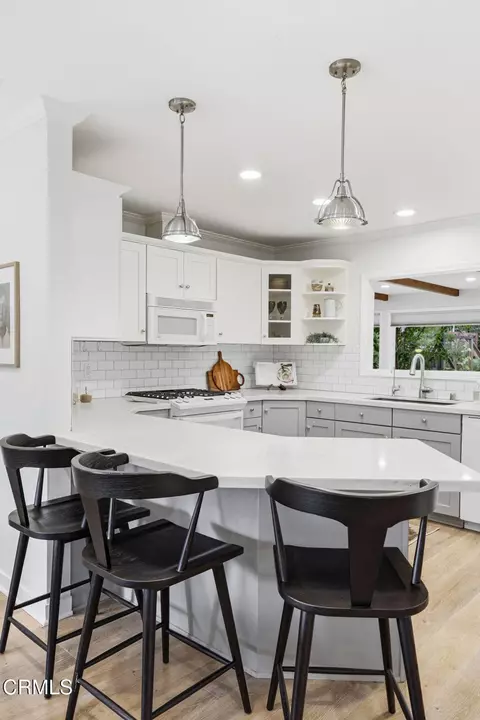 Kitchen - 211 Shady Ln, Ojai, CA 93023 photo 4 of 7