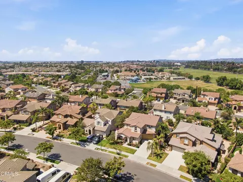 View/Area - 237 Trellis Pl, Camarillo, CA 93012 photo 4 of 9