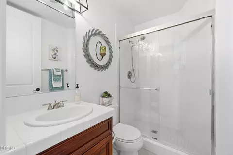 Bath - 237 Trellis Pl, Camarillo, CA 93012 photo 1 of 9