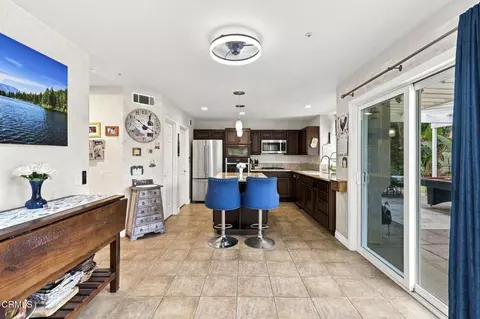 Kitchen - 2571 Upper Bay Dr, Oxnard, CA 93036 photo 4 of 4