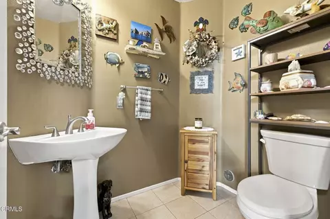 Bath - 2571 Upper Bay Dr, Oxnard, CA 93036 photo 1 of 3