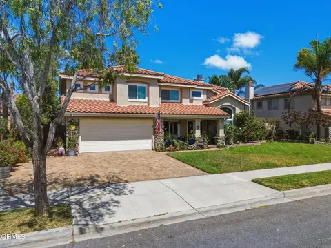Exterior - 2571 Upper Bay Dr, Oxnard, CA 93036 photo 2 of 10