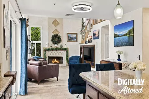 Living - 2571 Upper Bay Dr, Oxnard, CA 93036 photo 4 of 4