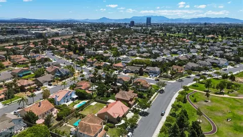 View/Area - 2571 Upper Bay Dr, Oxnard, CA 93036 photo 4 of 4