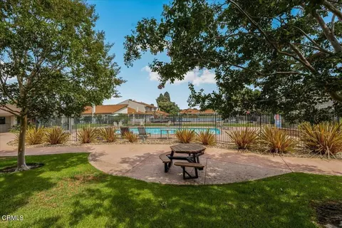 Exterior - 1691 Pierside Ln, Camarillo, CA 93010 photo 14 of 17