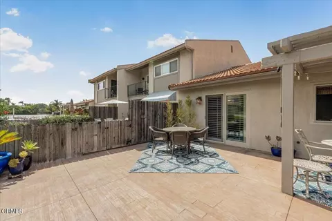 Exterior - 1691 Pierside Ln, Camarillo, CA 93010 photo 5 of 17