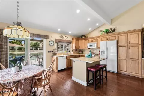 Kitchen - 1691 Pierside Ln, Camarillo, CA 93010 photo 1 of 6