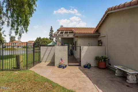 Exterior - 1691 Pierside Ln, Camarillo, CA 93010 photo 1 of 17