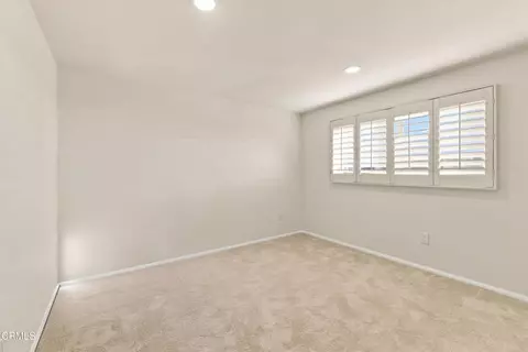 Bedroom - 3933 Ocean Dr, Oxnard, CA 93035 photo 2 of 2