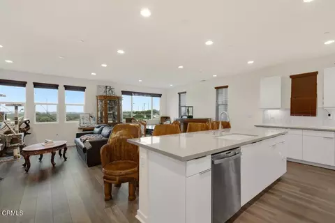 Kitchen - 1054 Canal St, Oxnard, CA 93035 photo 1 of 4