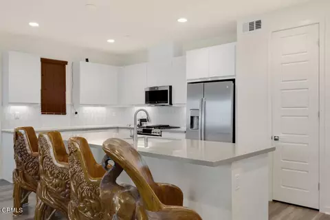 Kitchen - 1054 Canal St, Oxnard, CA 93035 photo 3 of 4