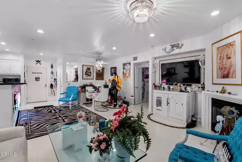 Living - 4336 Tradewinds Dr, Oxnard, CA 93035 photo 3 of 3
