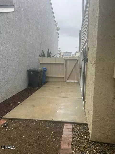 Exterior - 2470 Stow St, Simi Valley, CA 93063 photo 4 of 6