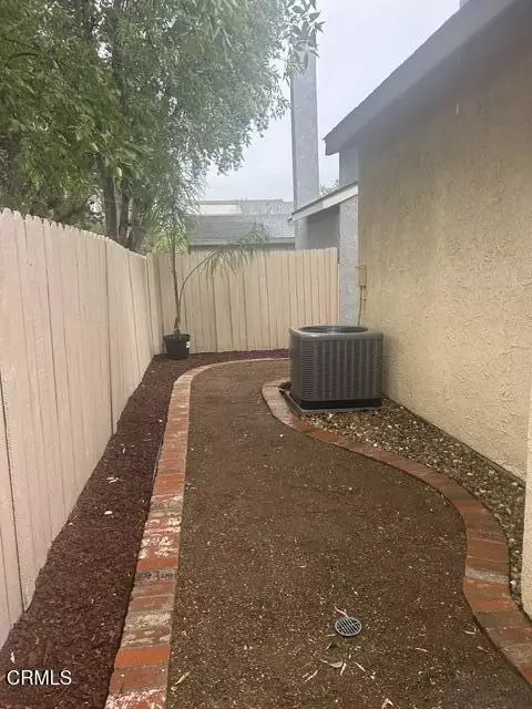 Exterior - 2470 Stow St, Simi Valley, CA 93063 photo 6 of 6