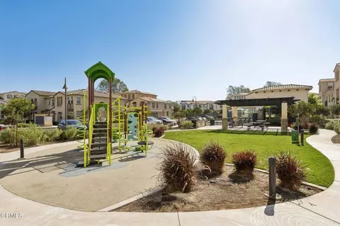 Exterior - 5040 Robles St, Camarillo, CA 93012 photo 5 of 8