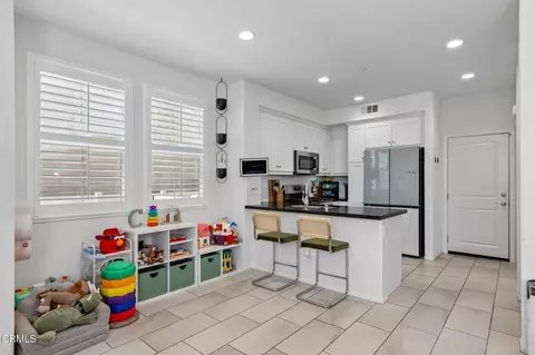Kitchen - 5040 Robles St, Camarillo, CA 93012 photo 1 of 2