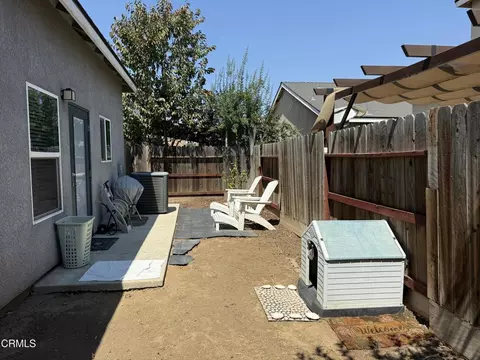 Exterior - 594 Granada Ct, Merced, CA 95341 photo 2 of 4