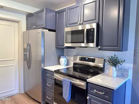 Kitchen - 1306 Village 1, Camarillo, CA 93012 photo 3 of 4