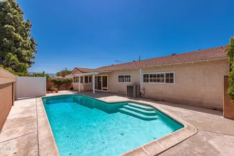 Exterior - 2490 N Alden St, Simi Valley, CA 93065 photo 8 of 10