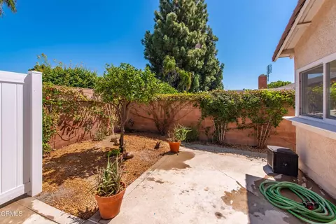 Exterior - 2490 N Alden St, Simi Valley, CA 93065 photo 9 of 10