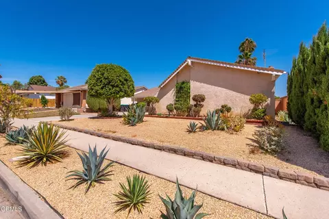 Exterior - 2490 N Alden St, Simi Valley, CA 93065 photo 2 of 10