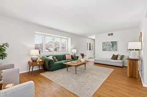 Living - 1979 Hayden St, Camarillo, CA 93010 photo 2 of 6