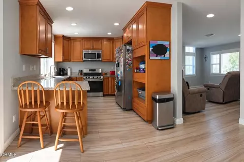 Kitchen - 675 Ash Cir, Fillmore, CA 93015 photo 1 of 4