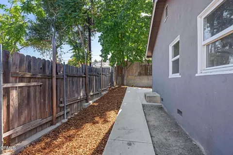 Exterior - 122 Bundren St, Oak View, CA 93022 photo 5 of 18