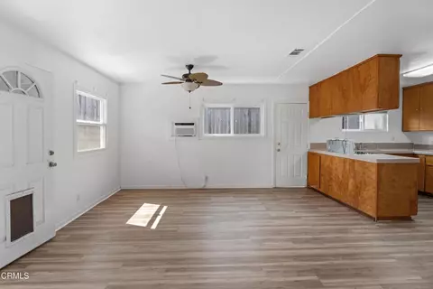 Living - 122 Bundren St, Oak View, CA 93022 photo 3 of 4