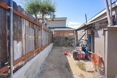 Exterior - 122 Bundren St, Oak View, CA 93022 photo 15 of 18