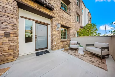 Exterior - 542 Via Zibello, Camarillo, CA 93012 photo 4 of 10