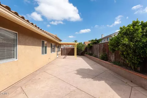 Exterior - 708 Binnacle St, Oxnard, CA 93035 photo 5 of 5