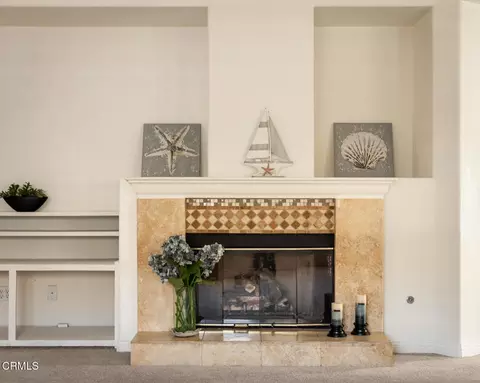 Living - 708 Binnacle St, Oxnard, CA 93035 photo 6 of 7