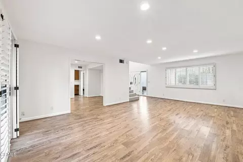 Living - 1128 El Monte Dr, Simi Valley, CA 93065 photo 2 of 5