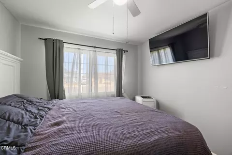 Bedroom - 208 Lark St, Oxnard, CA 93033 photo 2 of 5