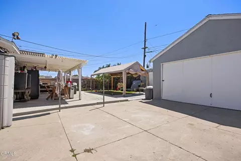 Exterior - 208 Lark St, Oxnard, CA 93033 photo 3 of 7